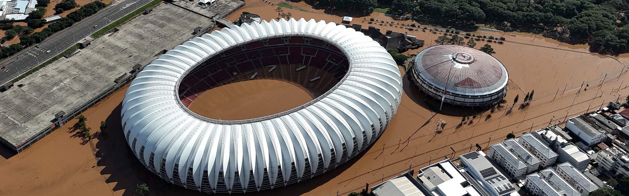 Estádio Beira-Rio, do Internacional, em meio à enchente no Rio Grande do Sul